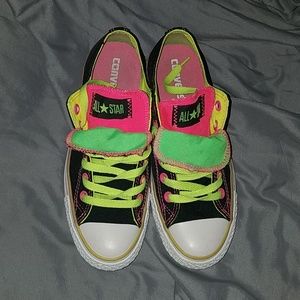 Black, neon and pink Converse